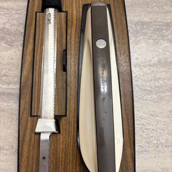 Vintage Hamilton Beach Electric Knife - Picture 1 of 5
